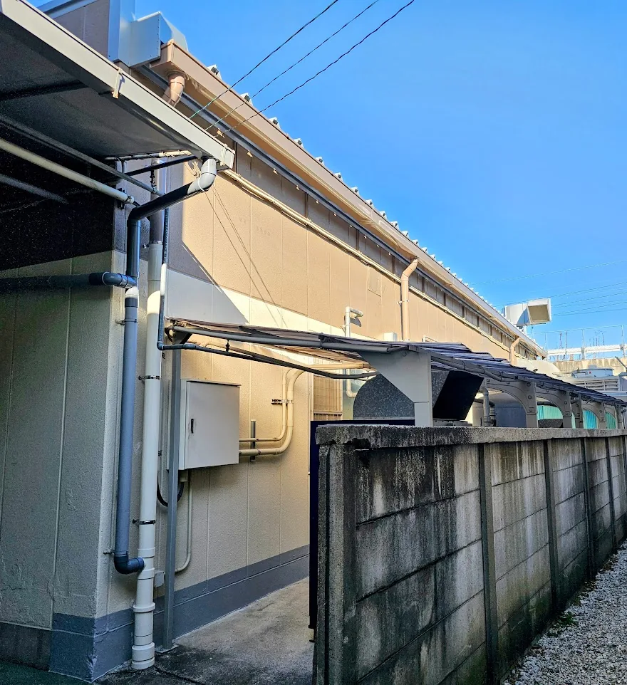 東棟 南面 軒樋・竪樋｜施工後