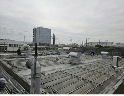 【IMG-03】スレート屋根経年劣化 → slate-roof-aging-jp.jpg